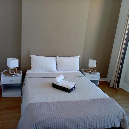 Quartier Le Plus Anime De Marseille "La Plaine Cours Julien "Chambre Avec Salle De Bain Wc Privee Integrees "Dans Appartement Exterior foto